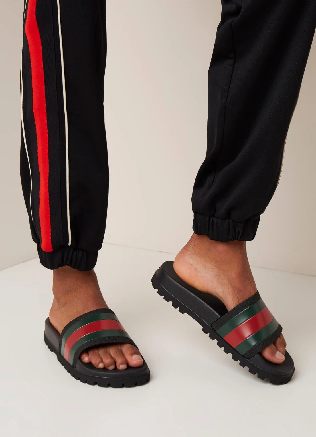 GUC WEB SLIPPERS