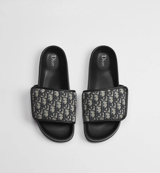 CD SLIPPERS